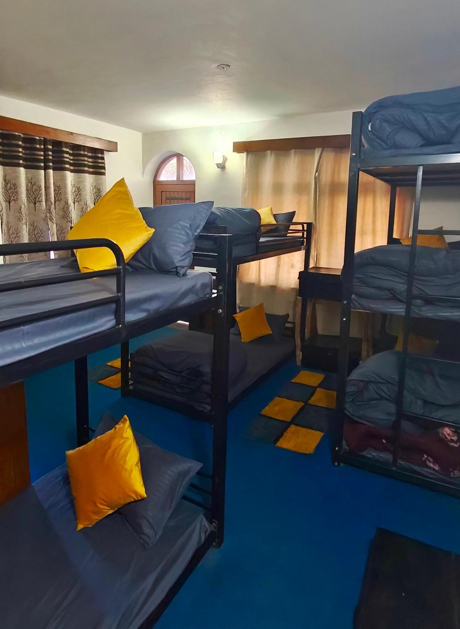 Basecamp Manali Hostel Exterior photo